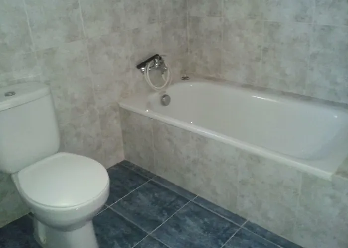 Alameda Πανσιόν *