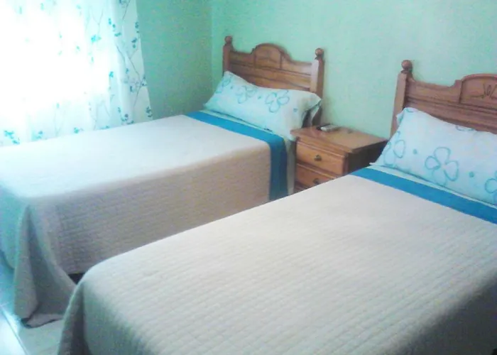 Alameda Πανσιόν